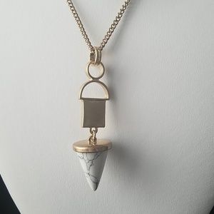 NEW ARRIVAL 🍃White marble pendant necklace🍃